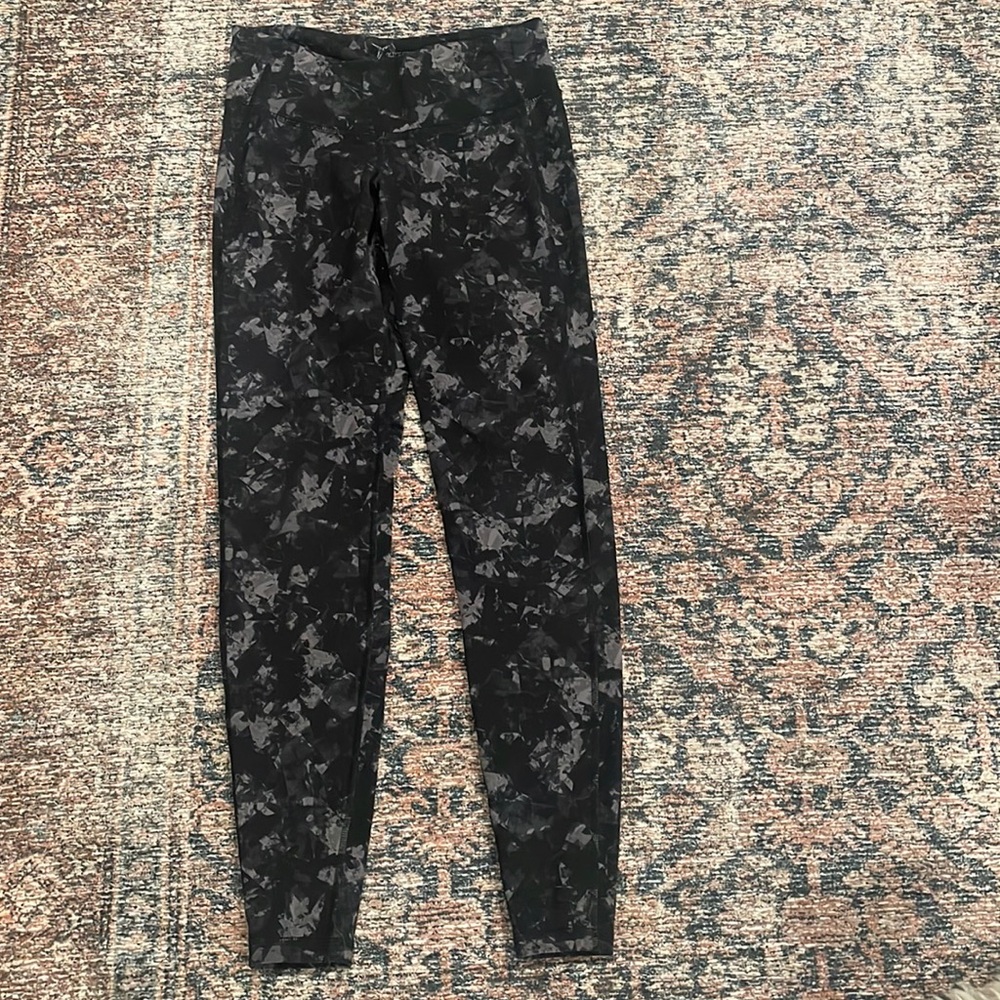 Women’s Old Navy Print Workout Legging